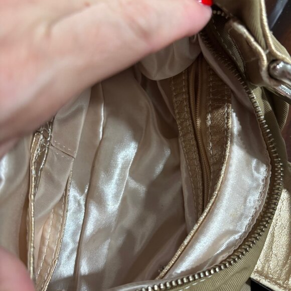 Guess Bag - Picture 2 of 7